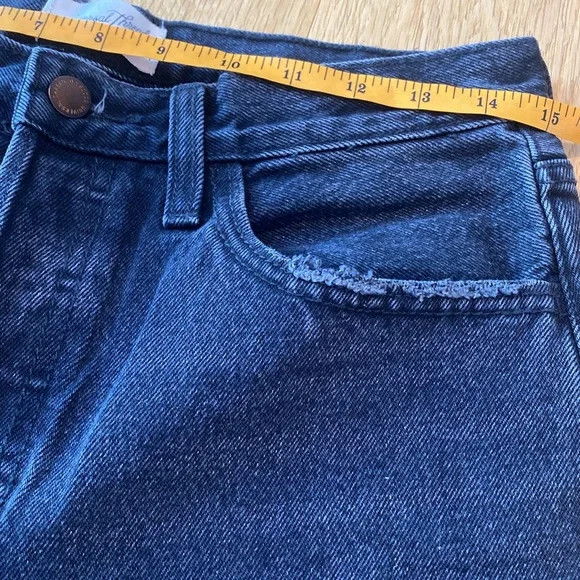 Women's Mid-rise Cuffed 90's Baggy Black Jeans - Universal Thread - Picture 7 of 7